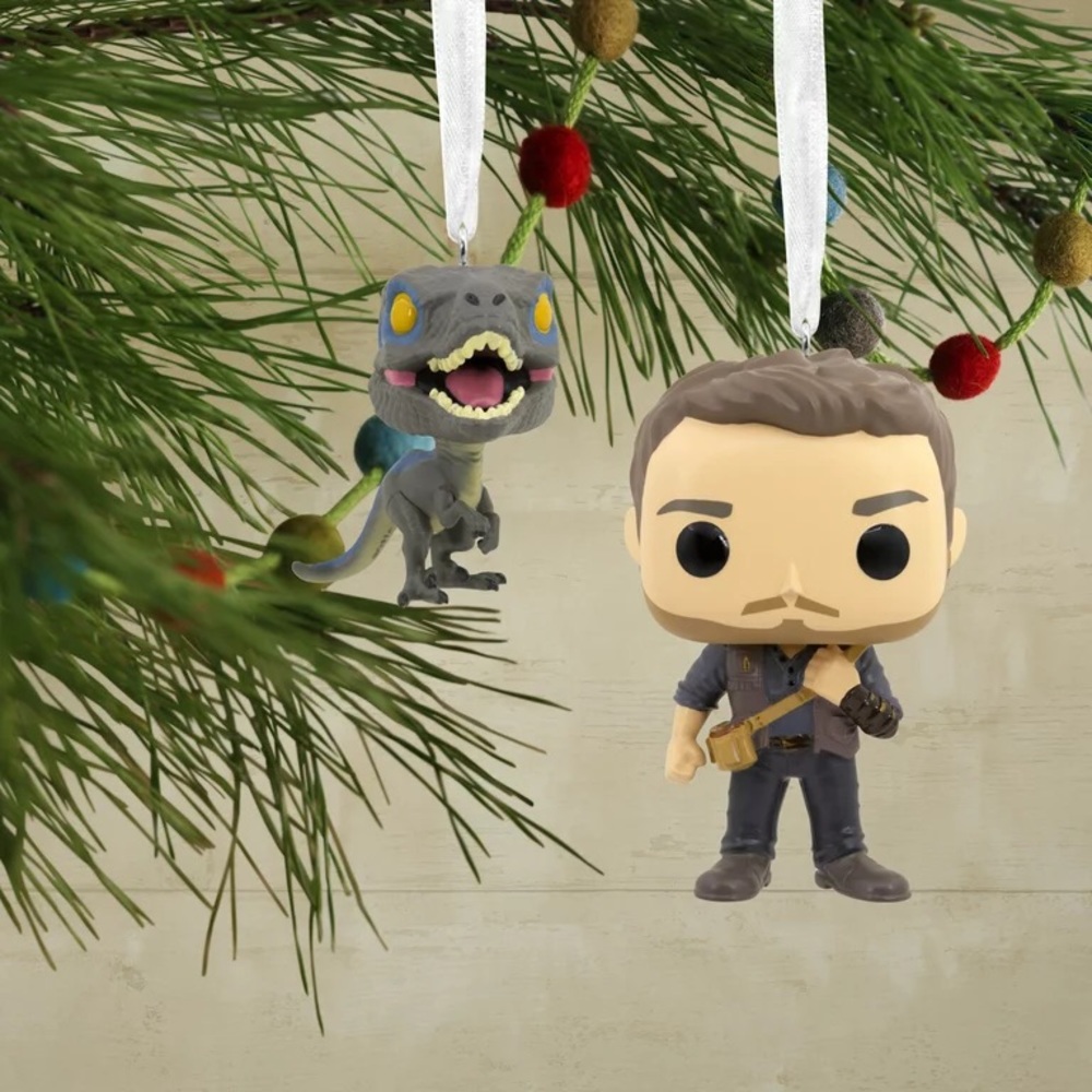 Hallmark nwt Ornaments Jurassic World Owen and Blue Funko POP!